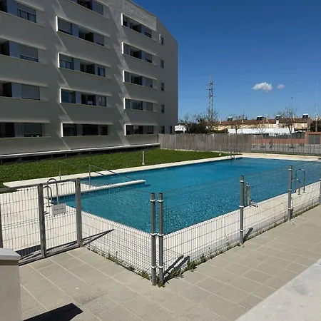 Jardin De La Bahia Apartment *